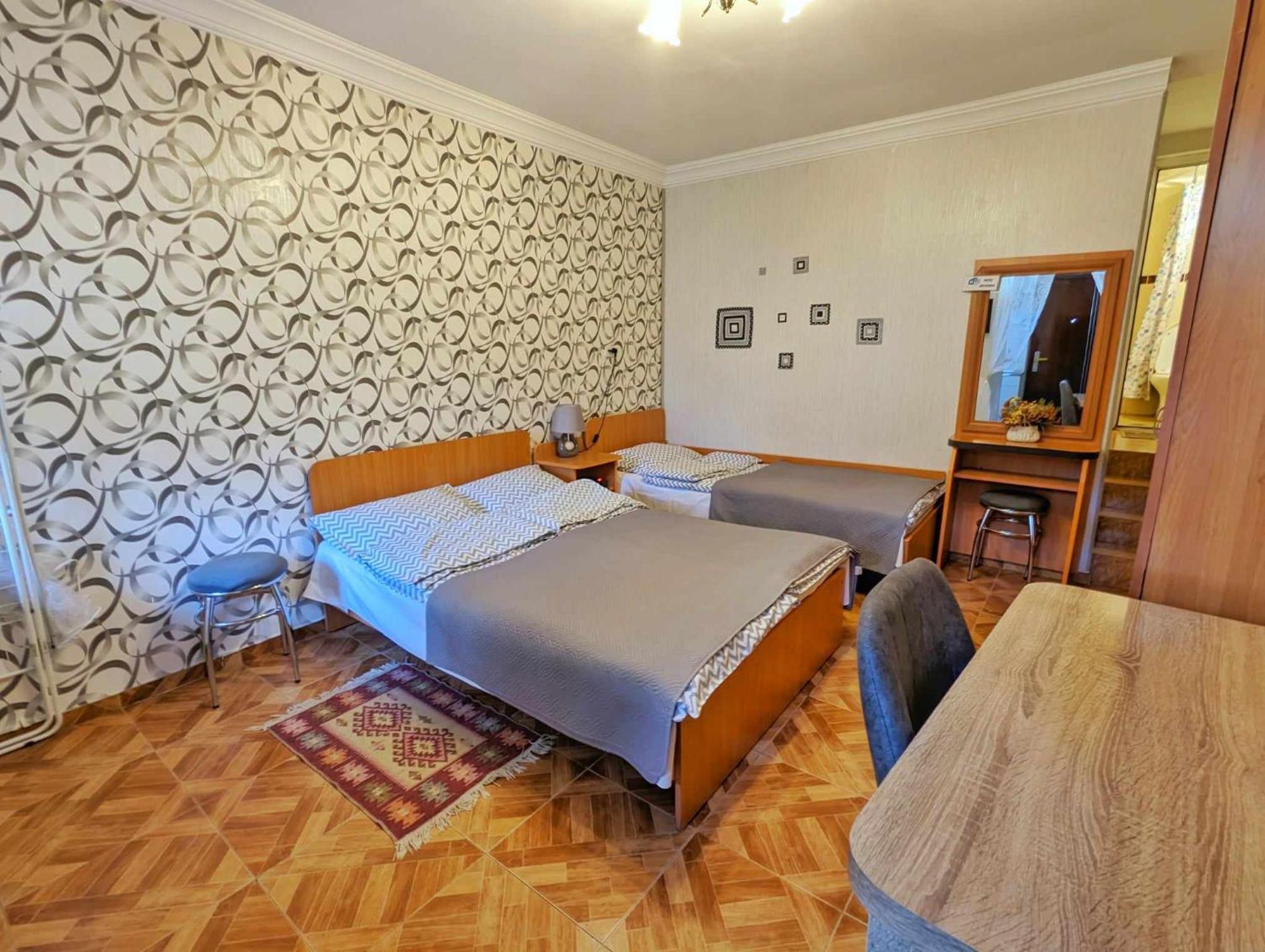 Paata'S Guesthouse Borjomi Esterno foto